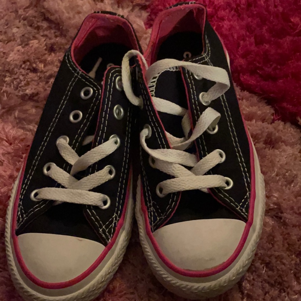 Kids converse